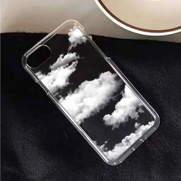 ⚠️Clearance iPhone 14/Pro/Pro Max Clouds Phone Case - Picture 5 of 5